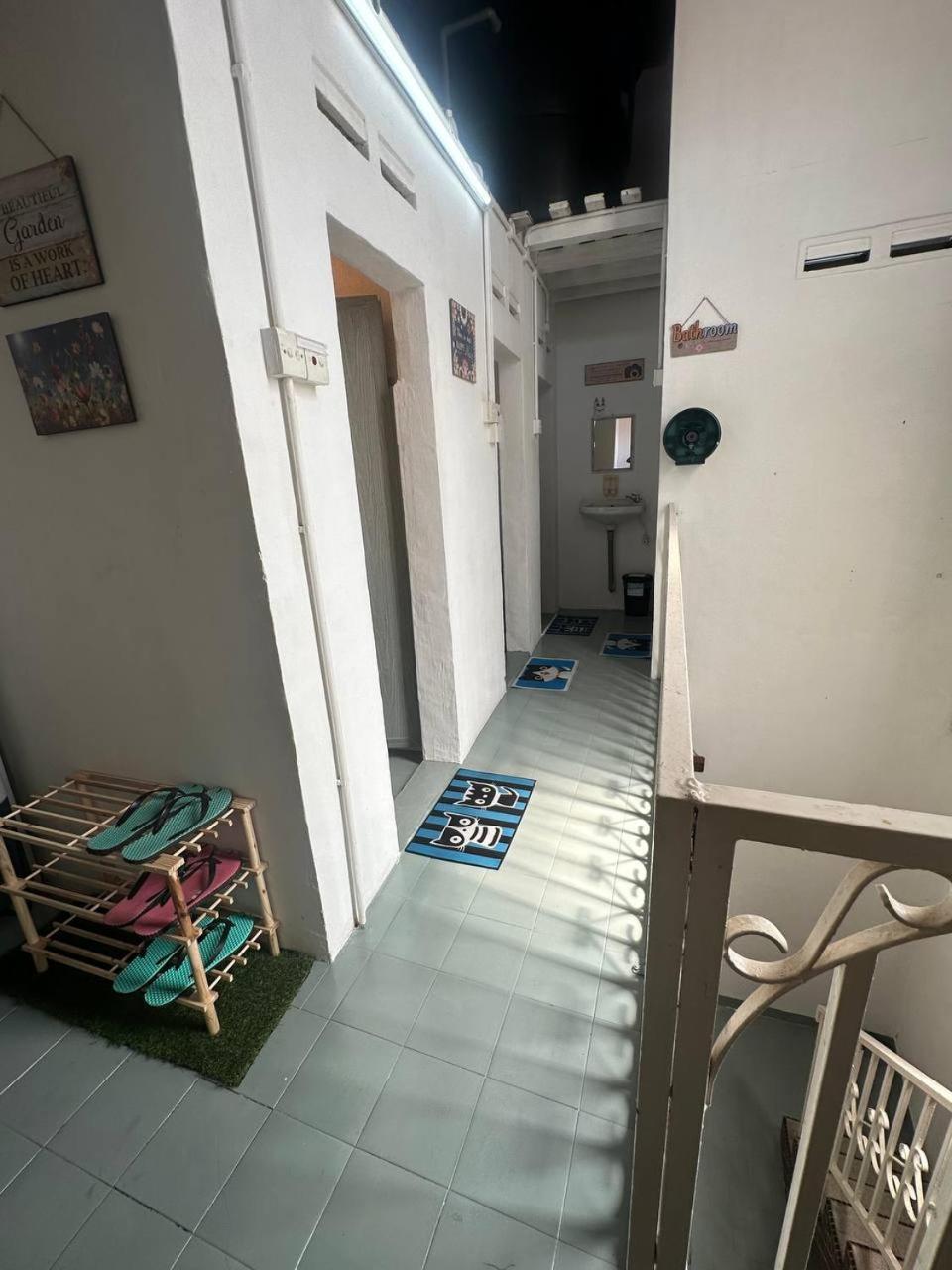 Spot On 90898 Kasturi Alley Guest House & Cat Hotel Malacca Exterior photo